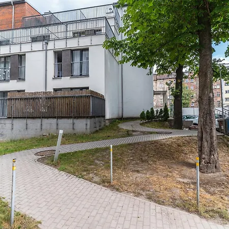 Yellow Z Tarasem Wroclaw